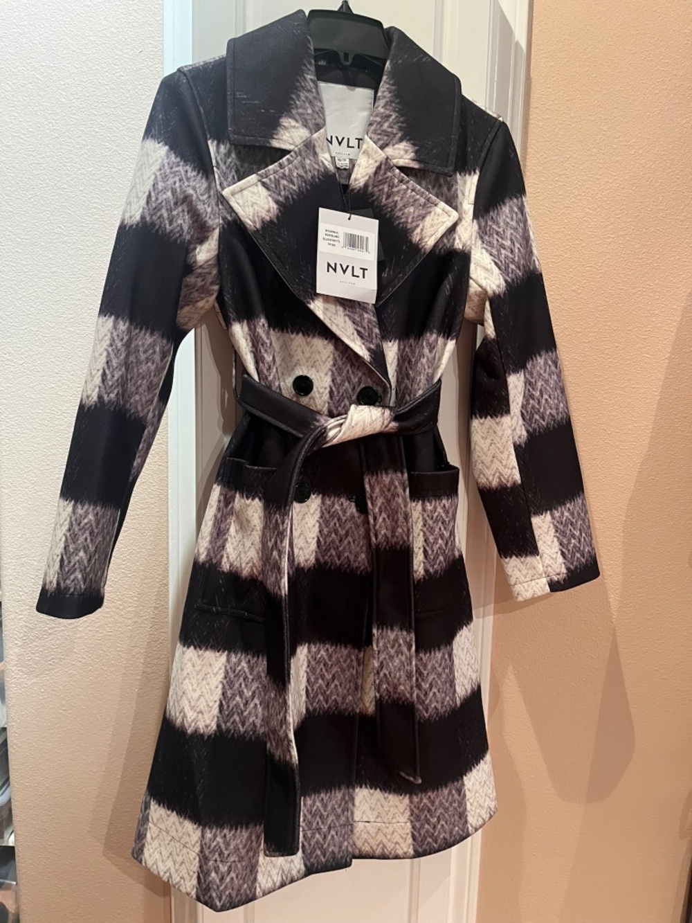 NVLT long black and white coat XS